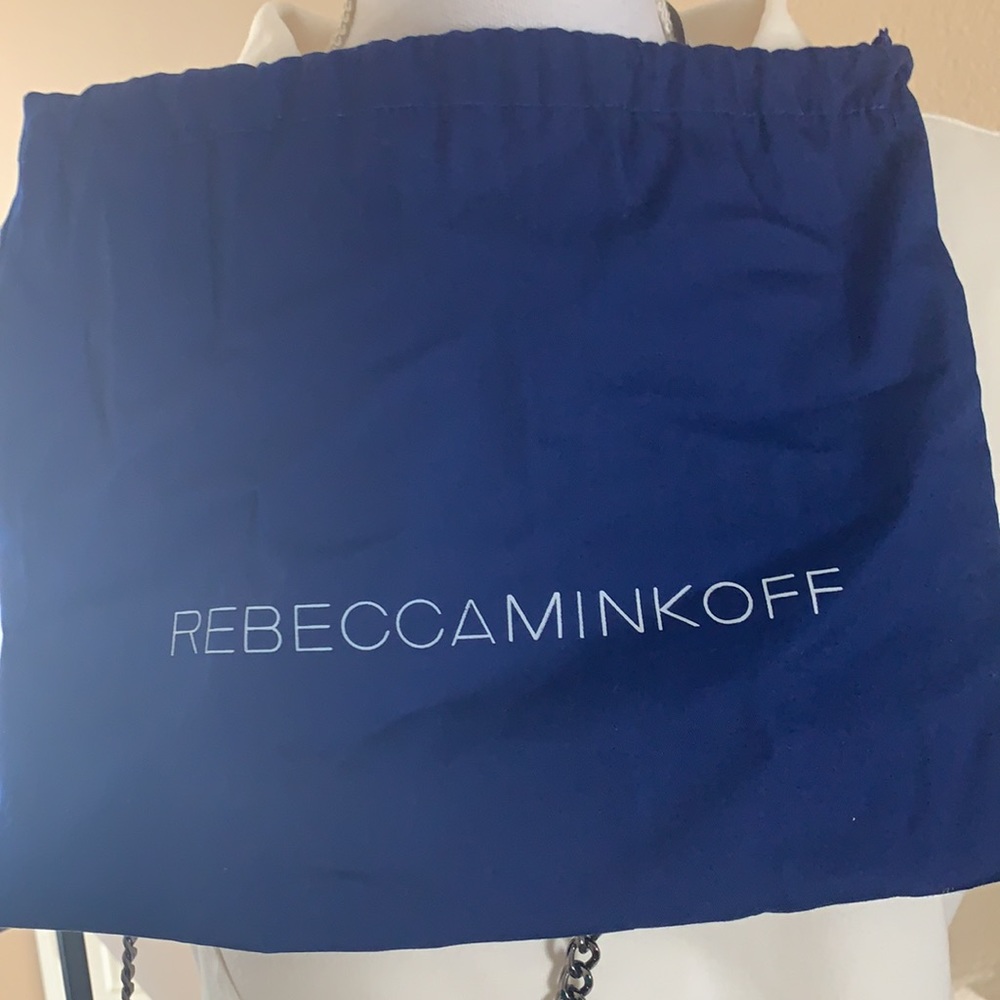 ❌Consigned ❌ Rebecca Minkoff Heart Leather Purse - Picture 9 of 9
